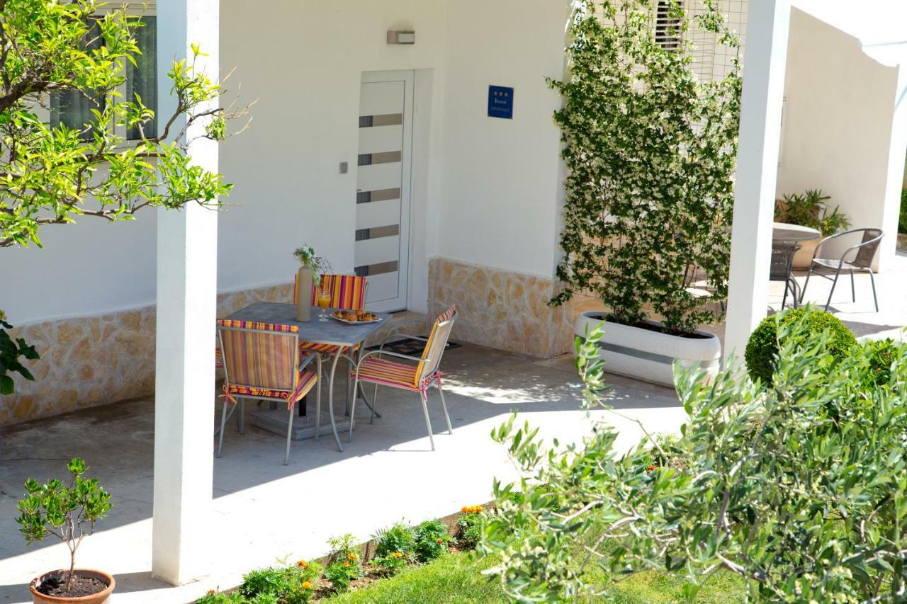 Apartman Topic Apartment Kastela Exterior photo
